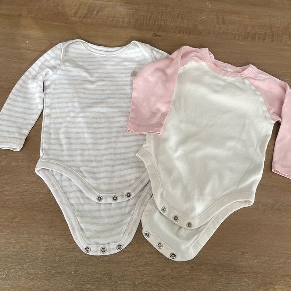GAP & Old Navy Long Sleeve Bodysuits - Beige & White Stripes & Raglan Pink 6-12M - Picture 6 of 6